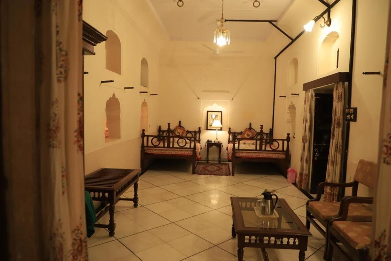 Mahal Khas Palace Bharatpur Exteriör bild