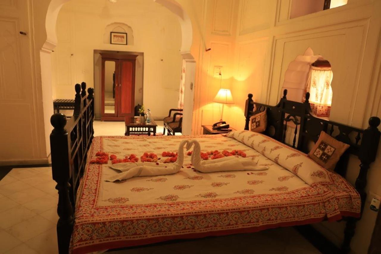 Mahal Khas Palace Bharatpur Exteriör bild